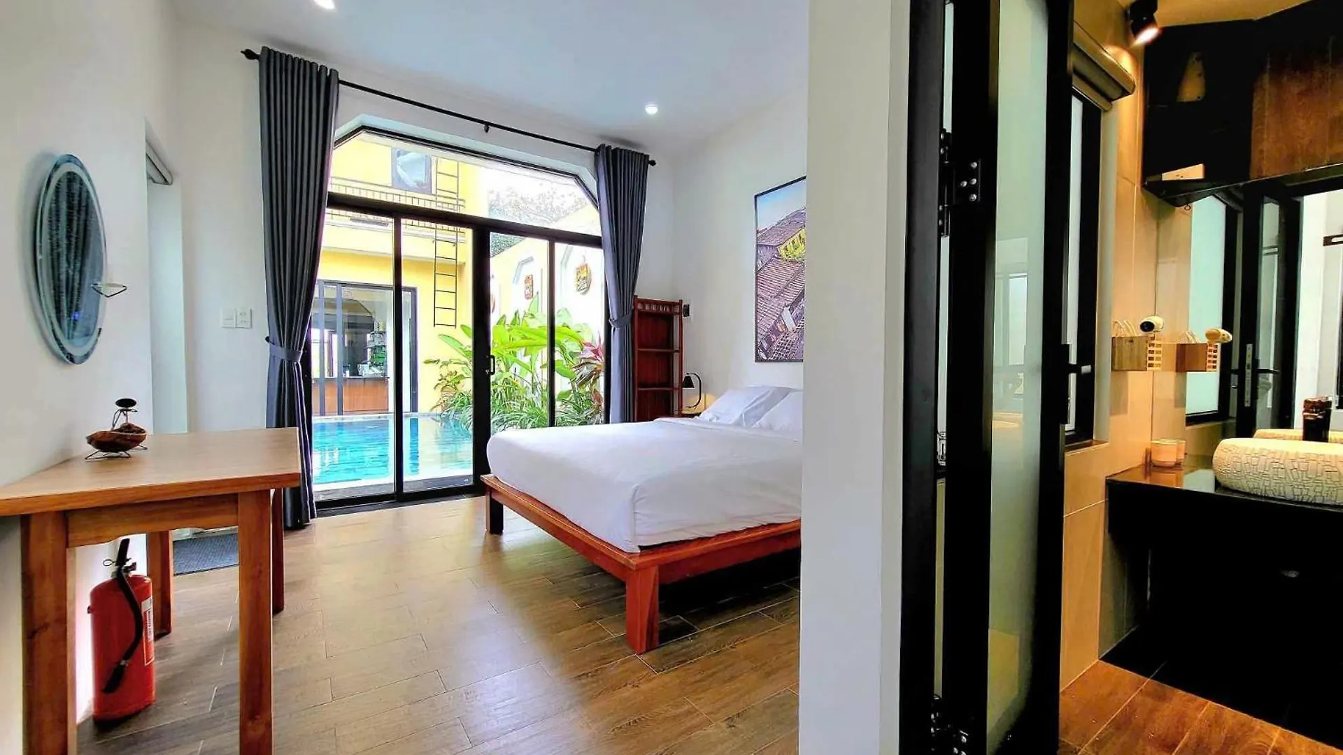 Hoi An Town Villa With Rice Field View